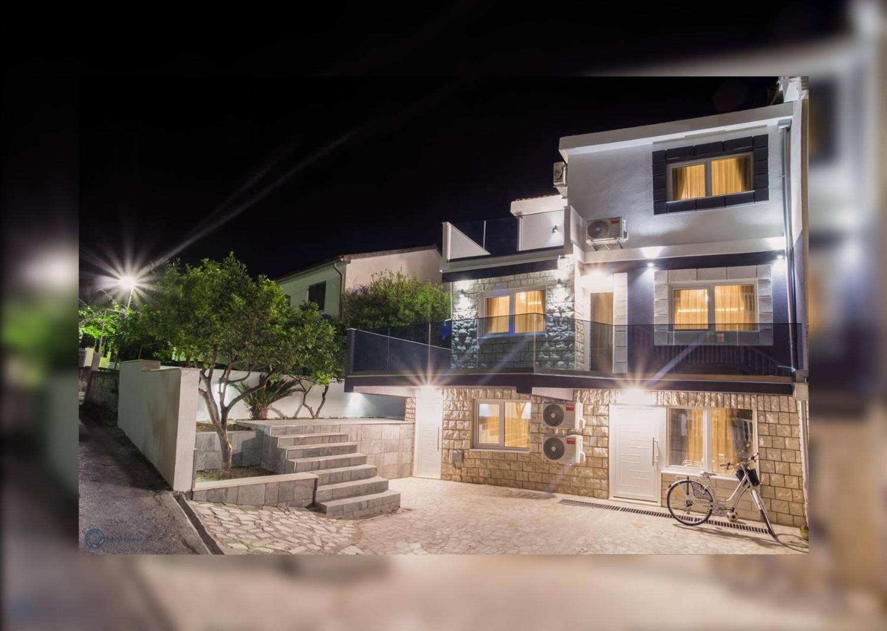 Villa Montemaris Будва Екстериор снимка